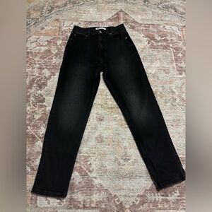 Zara Women’s Black high waisted mom Jeans